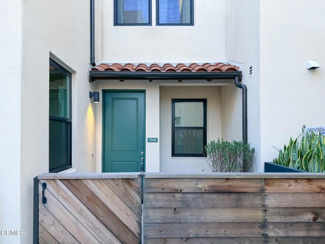 Building Photo - 1568 E Thompson Blvd