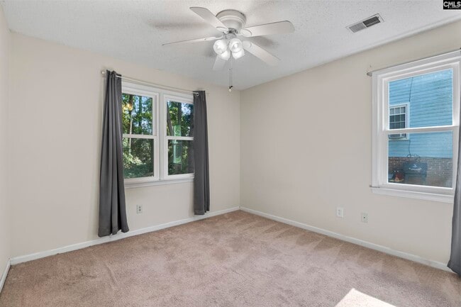 Building Photo - 241 Friarsgate Blvd