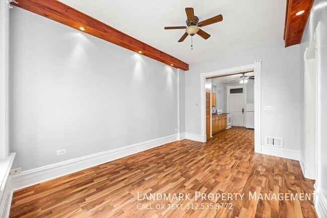 Building Photo - 1124 N Wolcott Ave