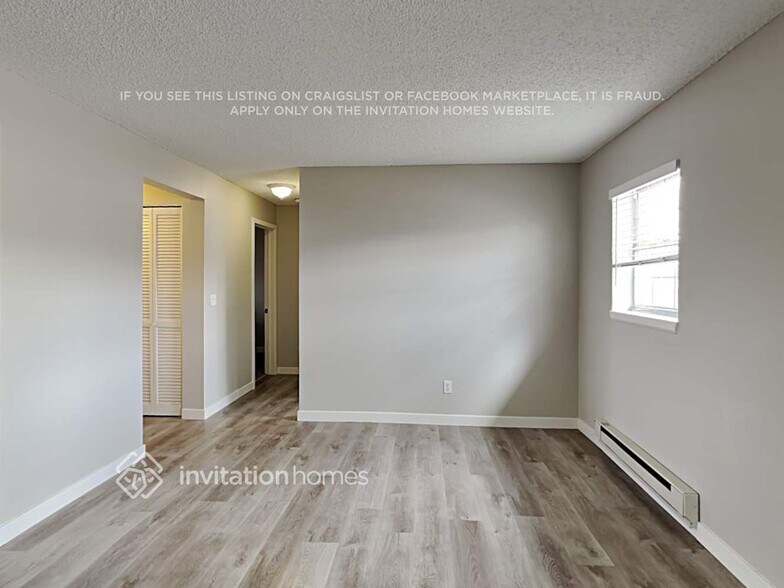 Building Photo - 18339 E Iowa Dr