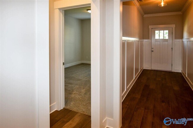 Building Photo - 148 Rosemary Ayers Dr