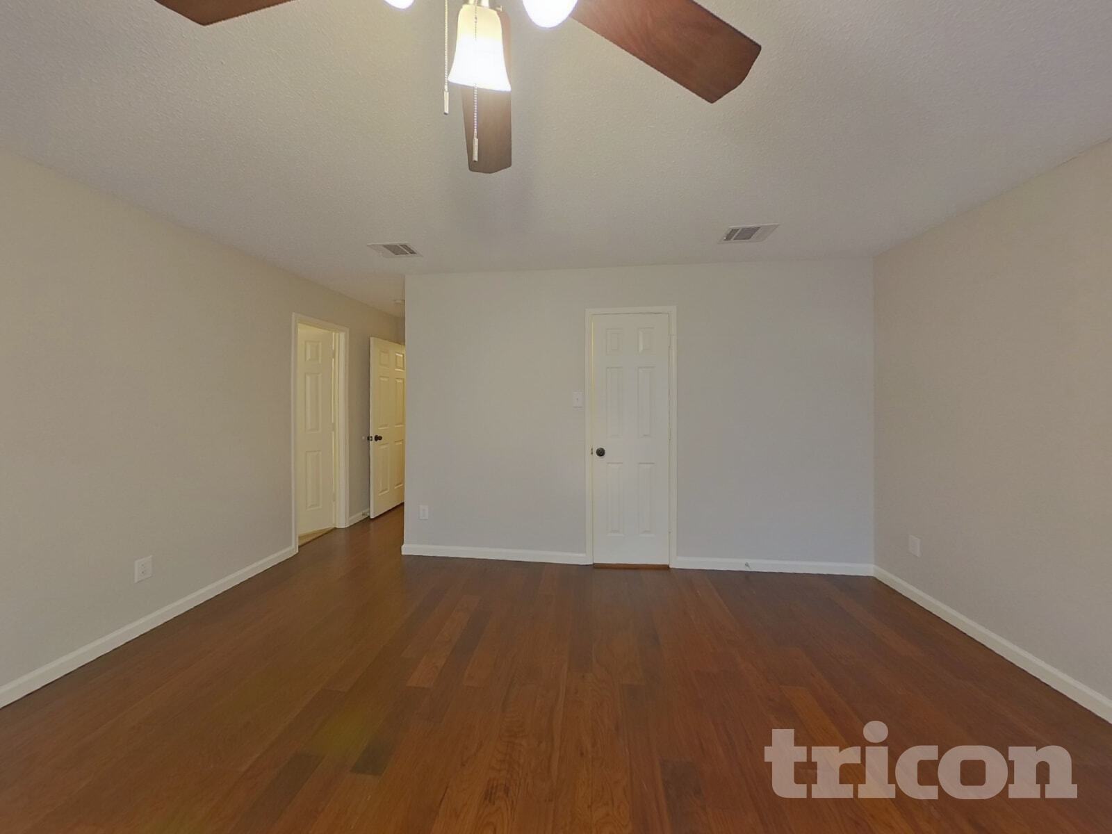 Building Photo - 1913 Lariat Dr