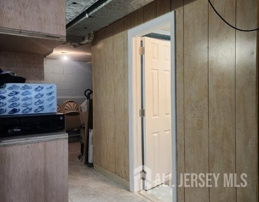 Building Photo - 1925 Verona Ave