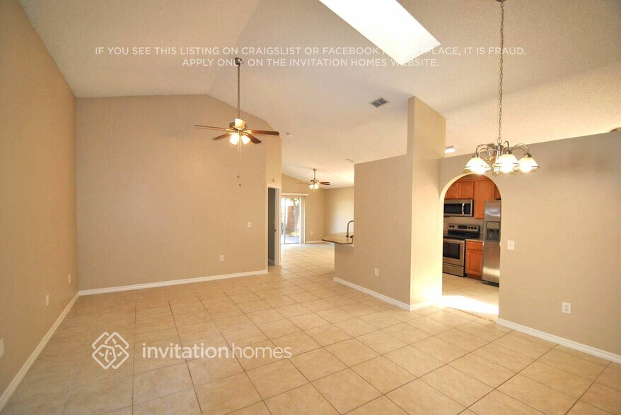 Building Photo - 6879 Raccoon Ct