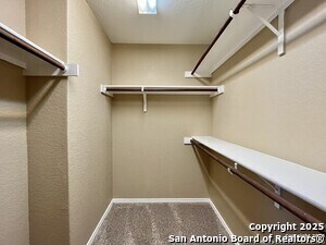 Building Photo - 6811 Karnes Leaf