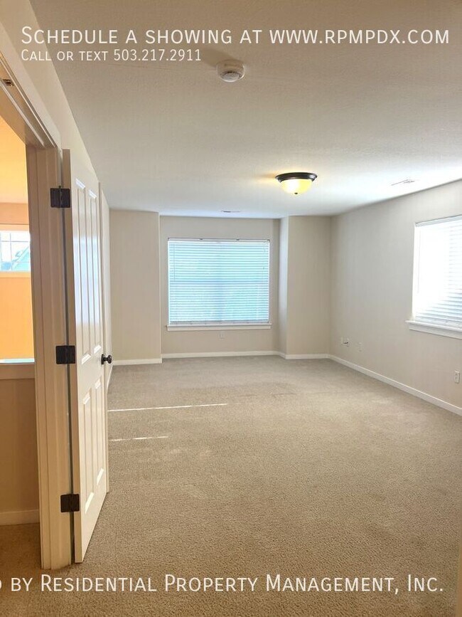 Building Photo - 15355 SW Greenfield Dr