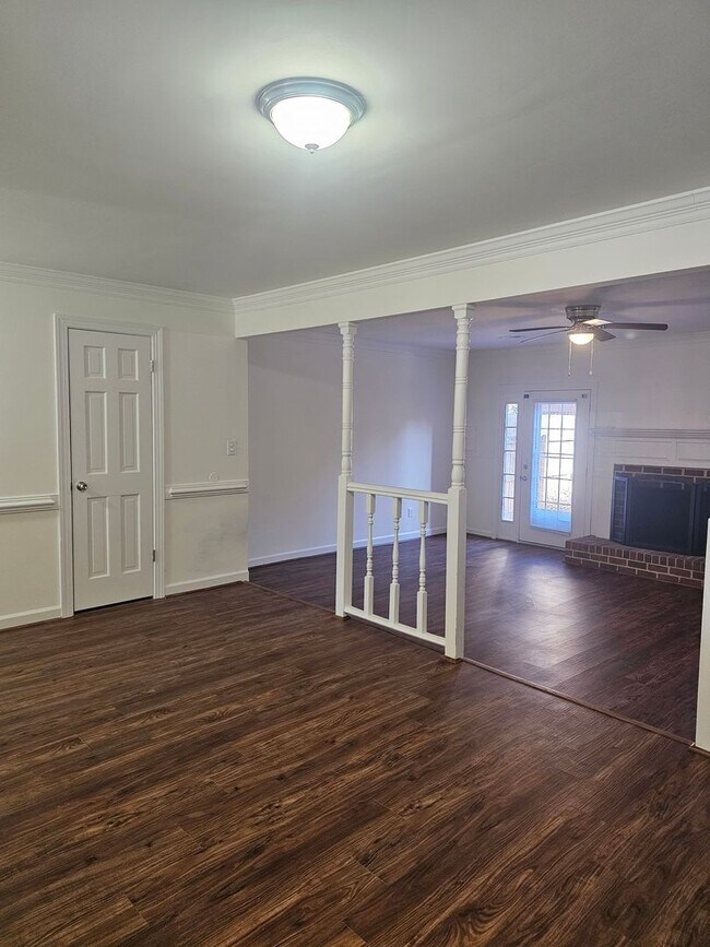 Building Photo - 304 Boerum Ct