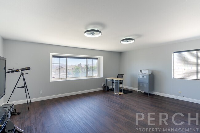 Building Photo - 3770 Dunbarton Way