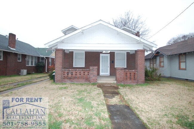 Building Photo - Historic Home is located in the Argenta se...