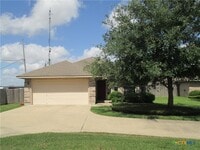 Building Photo - 113 Jocelyn Cir