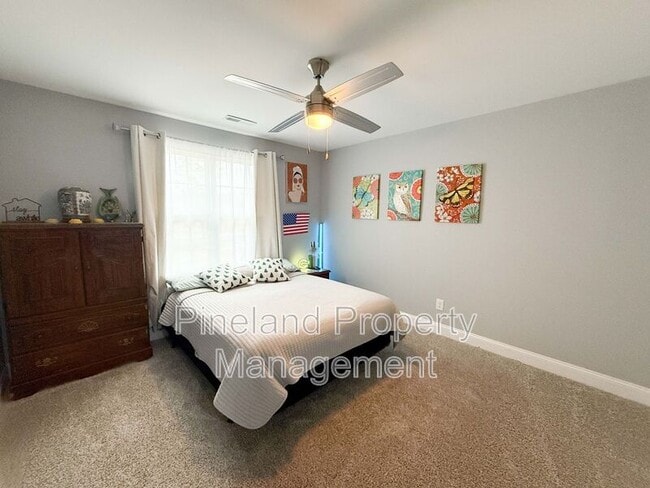 Building Photo - 7019 Laurinburg Rd