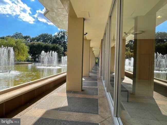 Building Photo - 520 N St SW