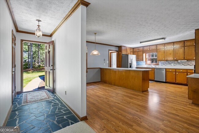 Building Photo - 3929 Lenora Church Rd