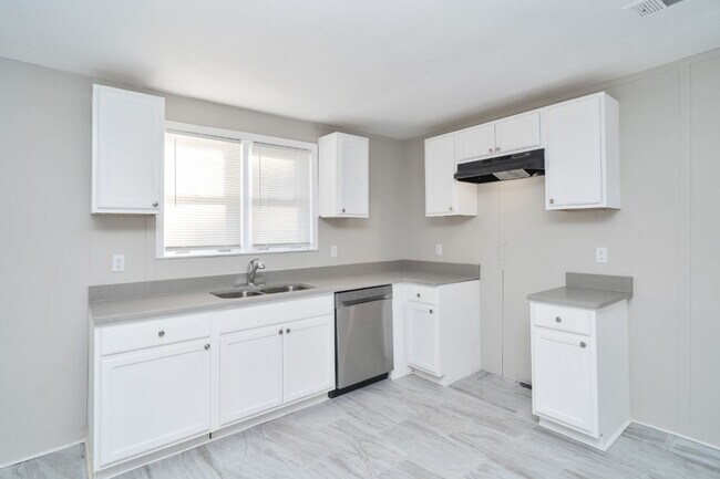 Building Photo - Rare Find in Pleasant Grove – Stunning 2BR Home with Oversized Rooms & Huge Fenced Yard!