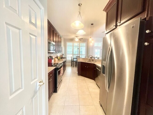 Building Photo - 1660 Northridge Rd