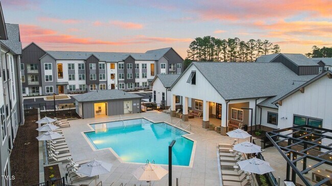 Building Photo - 3901 Capital Hills Dr