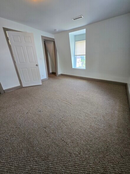 Bedroom 3, view from opposite far corner - 127 Pearl St