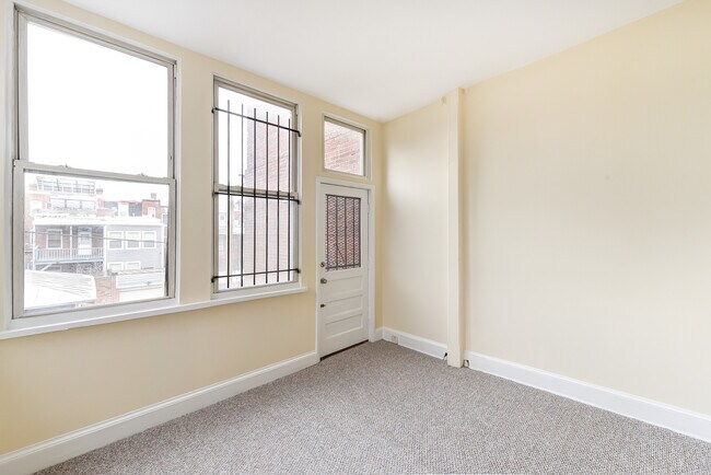 Building Photo - 1724 Lamont St NW
