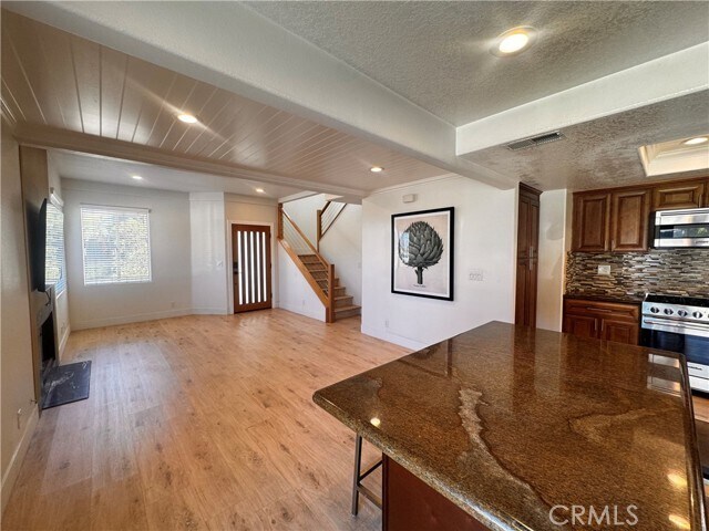 Building Photo - 379 Monte Vista Ave