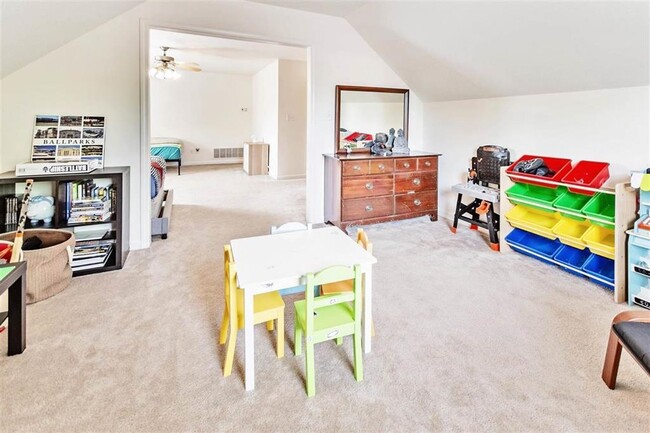 Building Photo - 5335 Mahogany Ridge Dr
