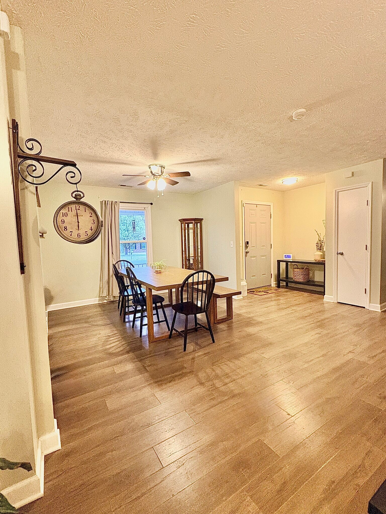 Building Photo - 372 Woodberry Cir