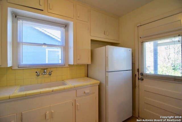 Building Photo - TERRELL HEIGHTS DUPLEX - ALAMO HEIGHTS I.S.D.