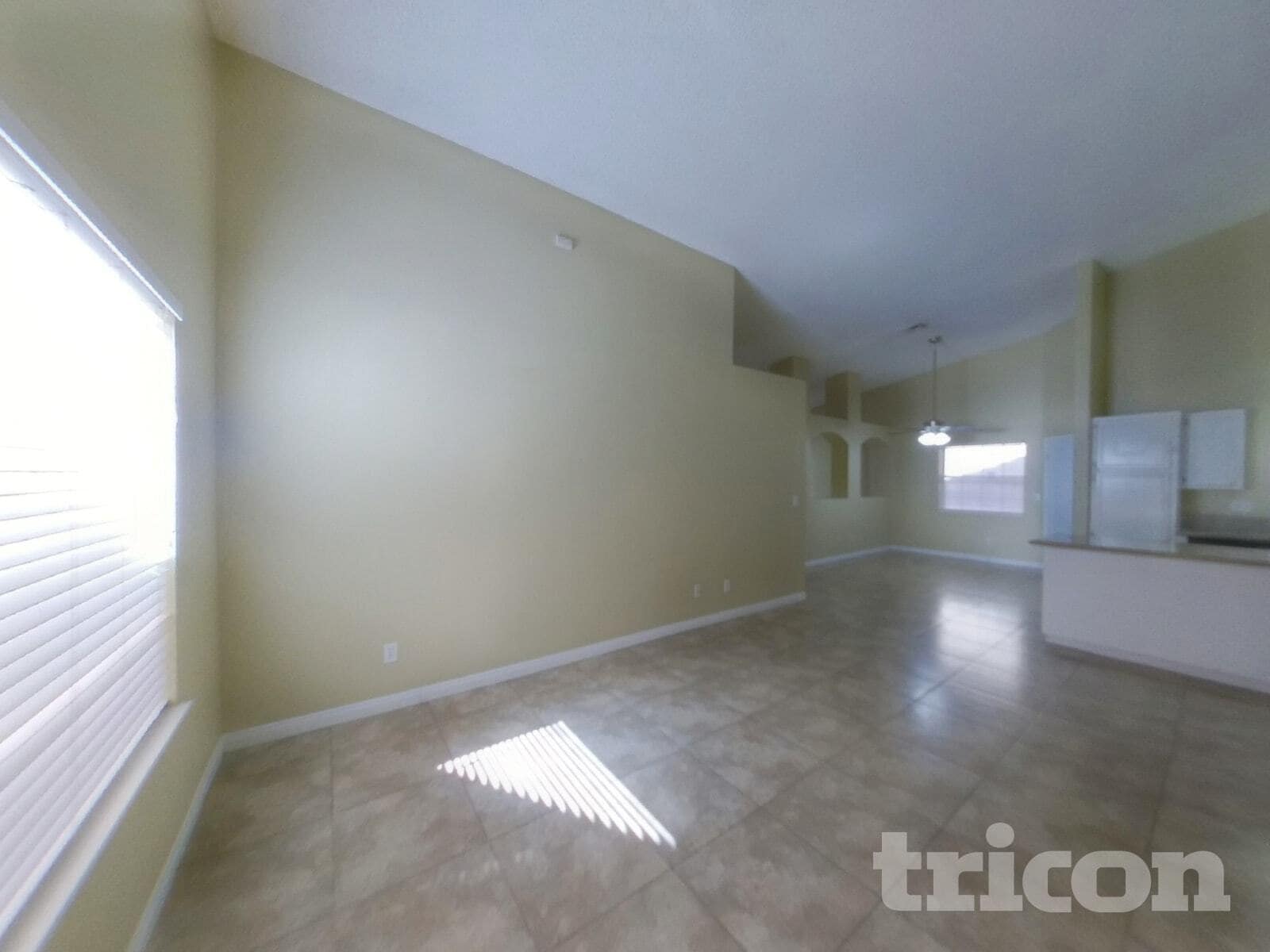 Building Photo - 2232 Ladue Dr