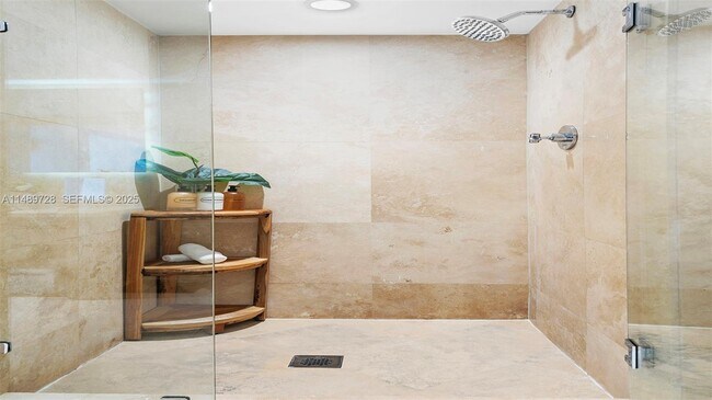 Building Photo - 102 24th St