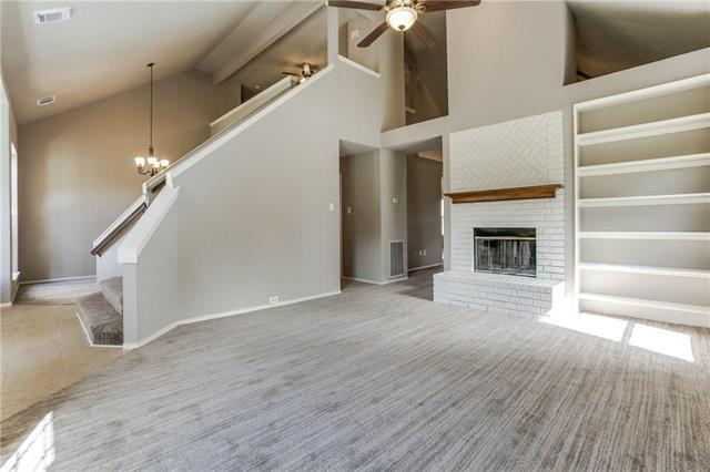 Building Photo - 811 Fall Dr