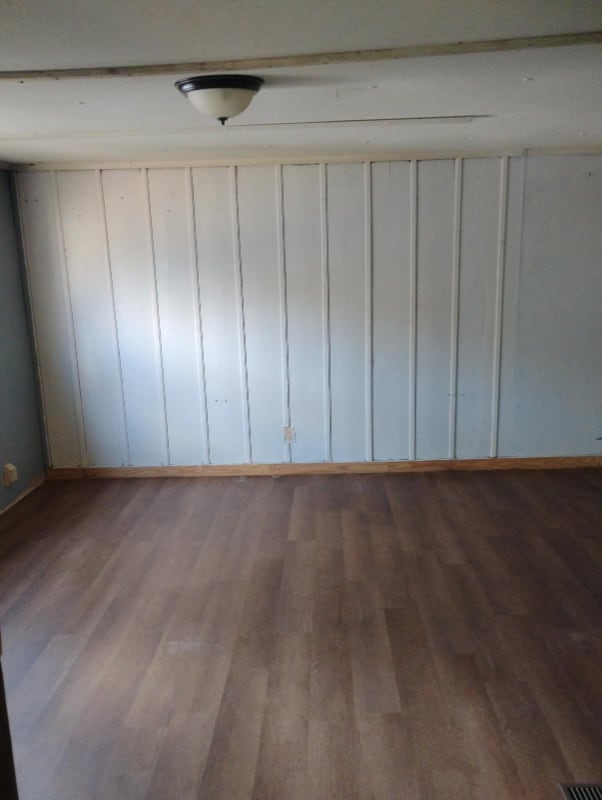 Building Photo - 121 S Pine St