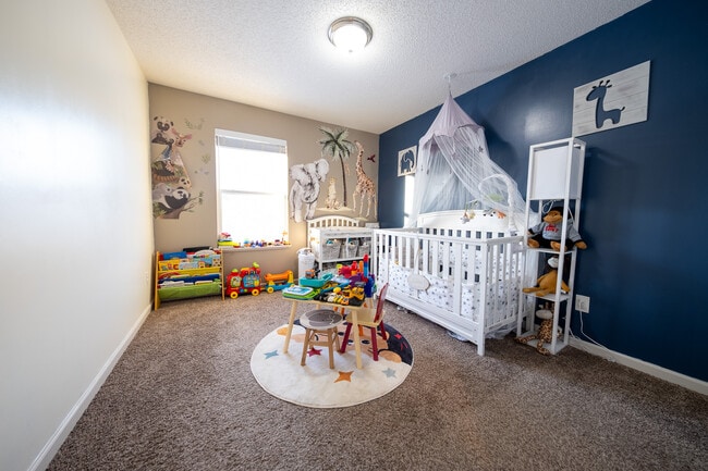 Building Photo - 15104 Emory Cir