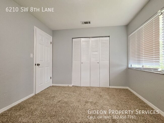 Building Photo - 6210 SW 8th Ln