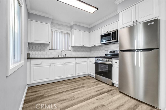 Building Photo - 3617 Carlota Blvd