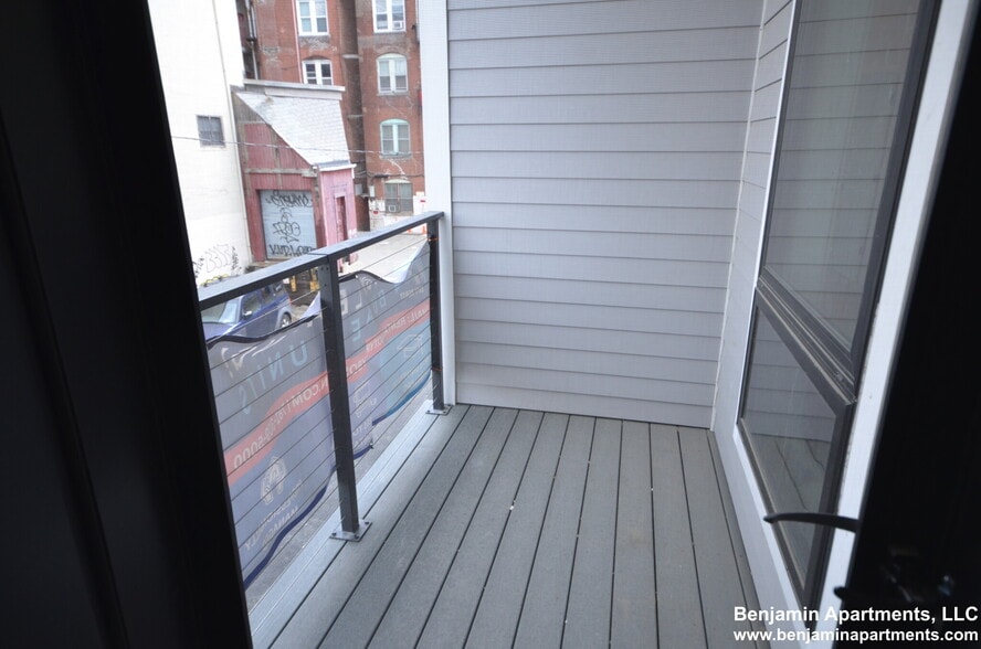 Building Photo - 16-18 Highgate St. Unit 102