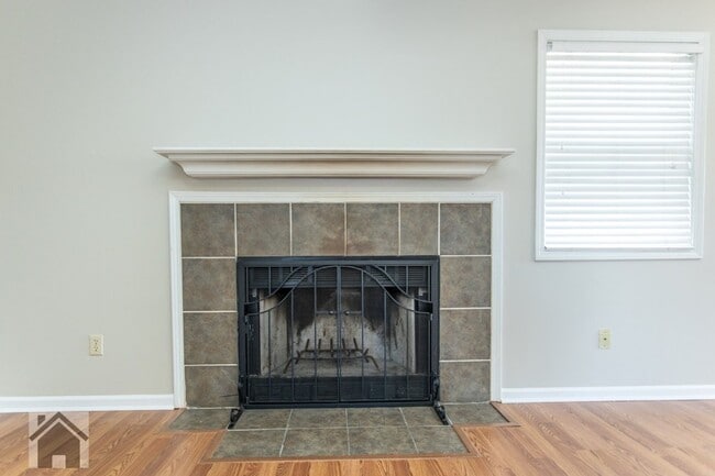Building Photo - 105 Shara Dr