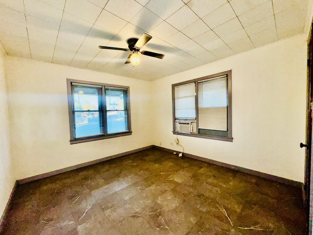 Building Photo - 1601 Redwood Ave