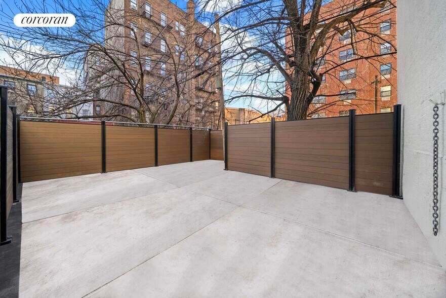 Building Photo - 166 S 2nd St