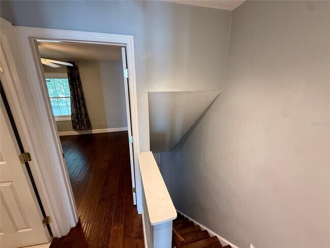Building Photo - 5066 Coquina Key Dr SE