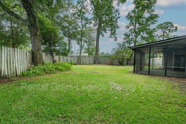 Building Photo - 3872 Marianna Rd