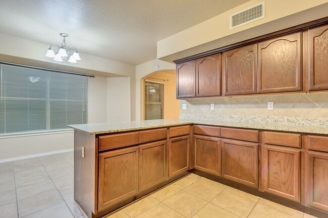 Building Photo - 3925 Hueco Valley Dr