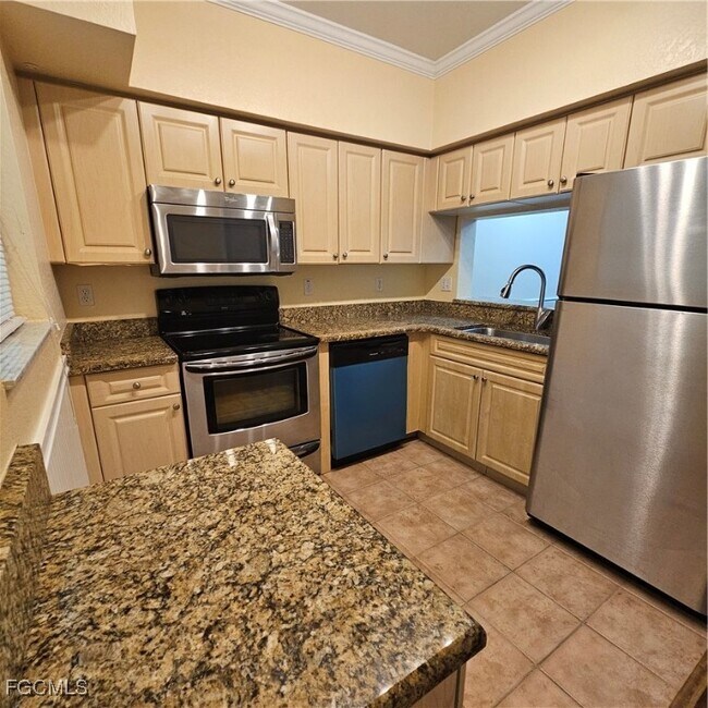 Building Photo - 8423 Bernwood Cove Loop