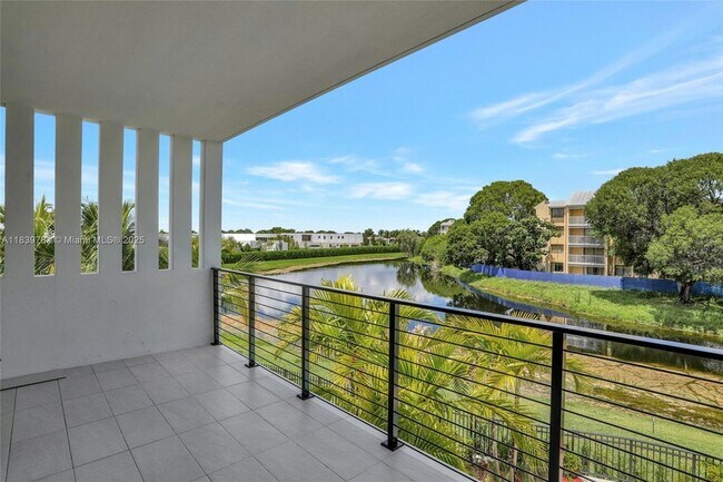 Building Photo - 16709 Botaniko Dr N