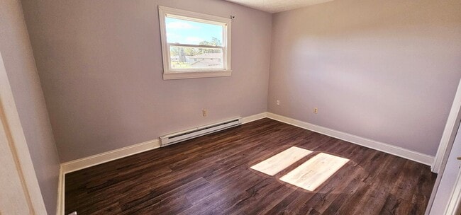 Building Photo - 940 Piper Rd