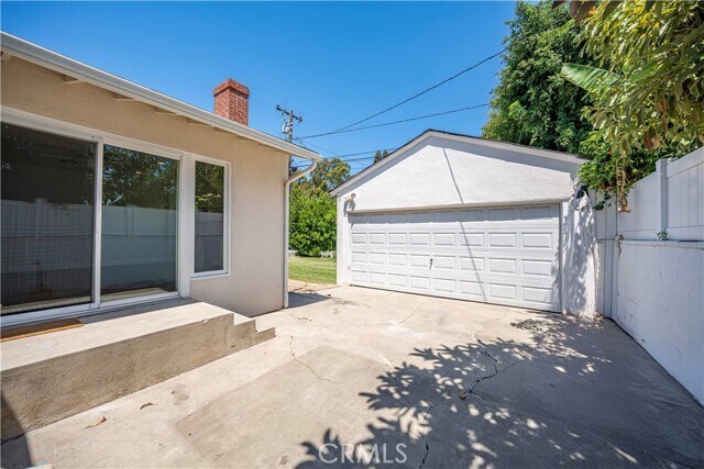 Building Photo - 2873 Allred St