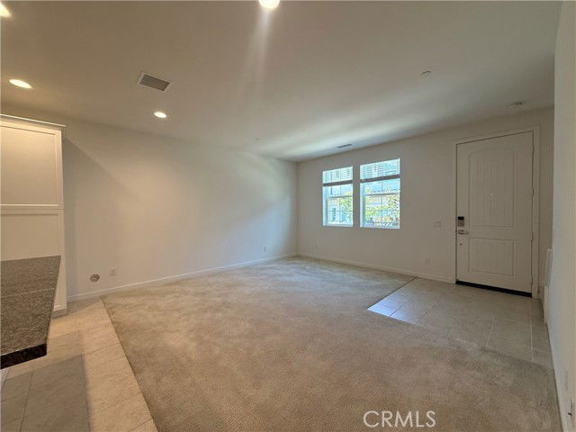 Building Photo - 28618 Jardineras Dr