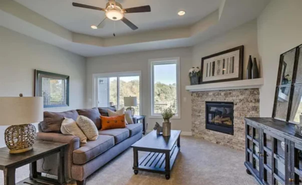 Building Photo - 16070 Hadan Dr