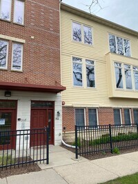 Building Photo - 510 N Midvale Blvd