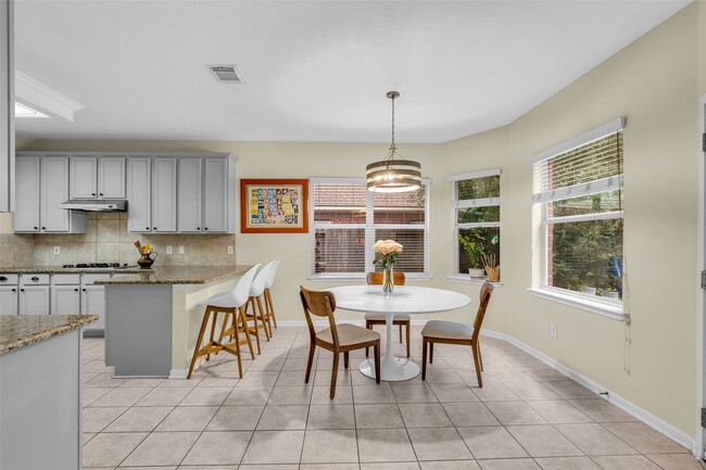 Building Photo - 119 N Westwinds Cir