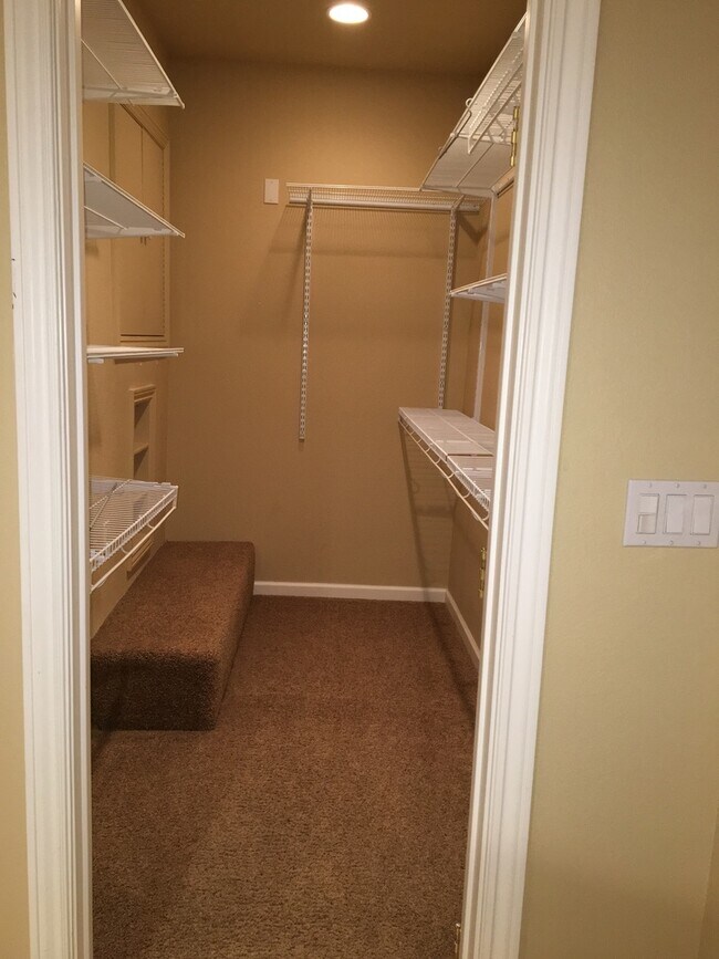 Building Photo - Almaden Valley Ranchette on 1+ Acre | Pool, Horse Property & Views