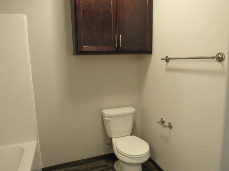 Building Photo - 325 Jerry Pl